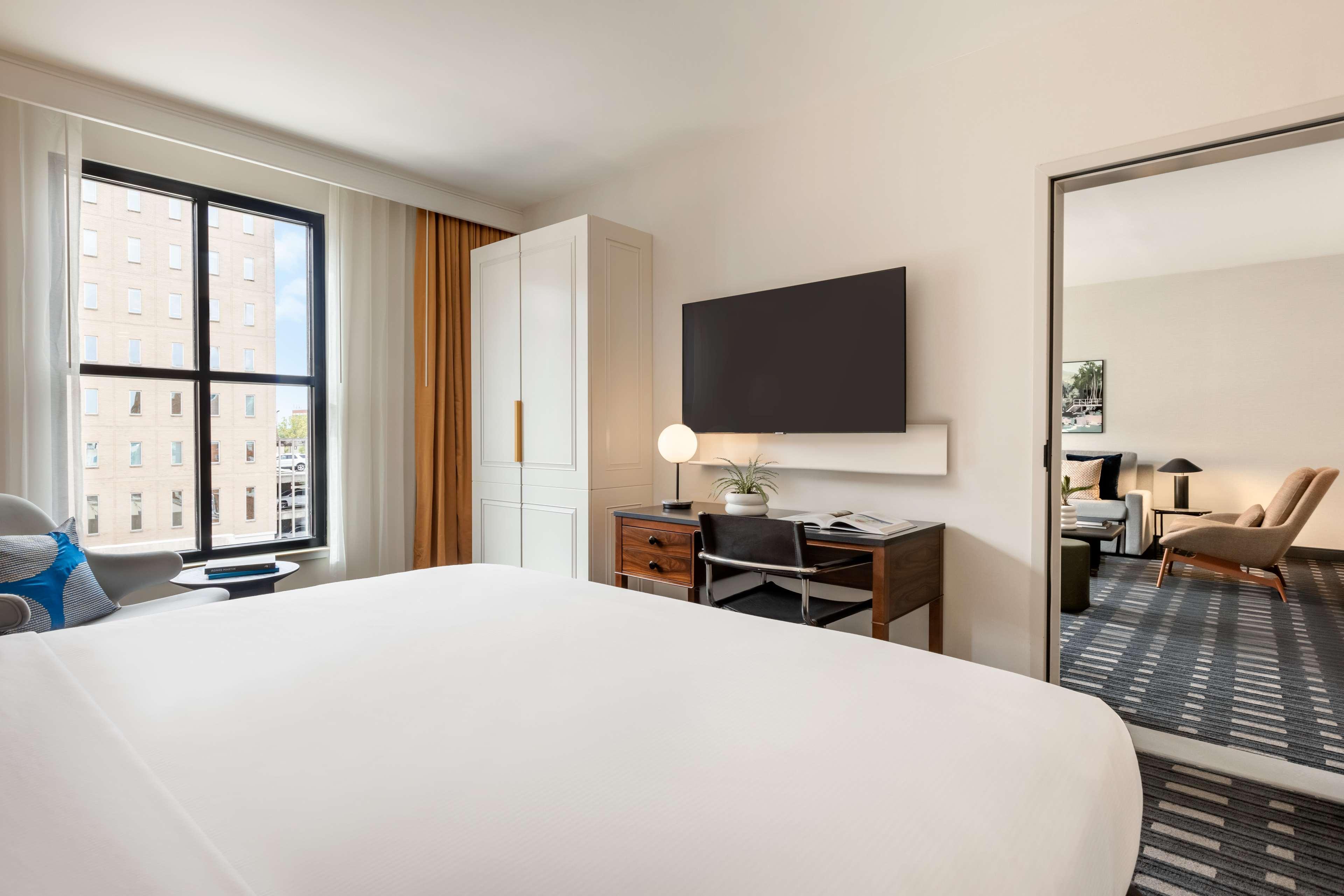 106 Jefferson Huntsville, Curio Collection By Hilton 외부 사진