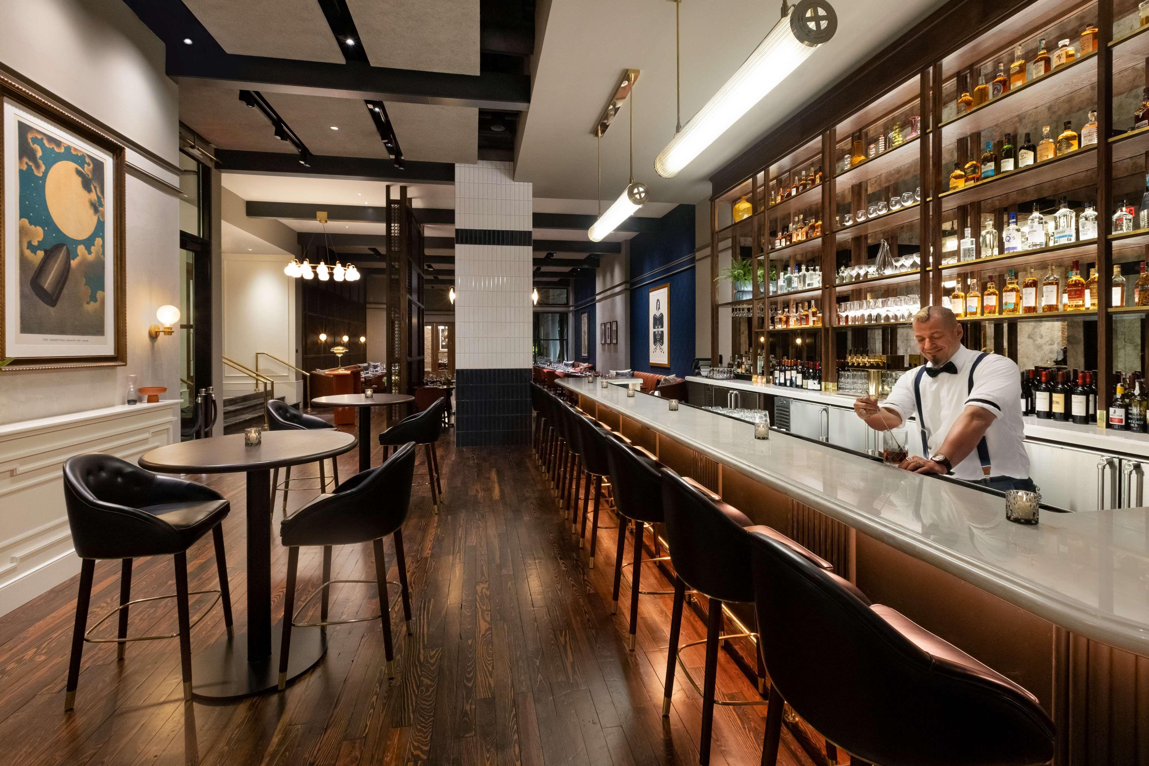 106 Jefferson Huntsville, Curio Collection By Hilton 외부 사진